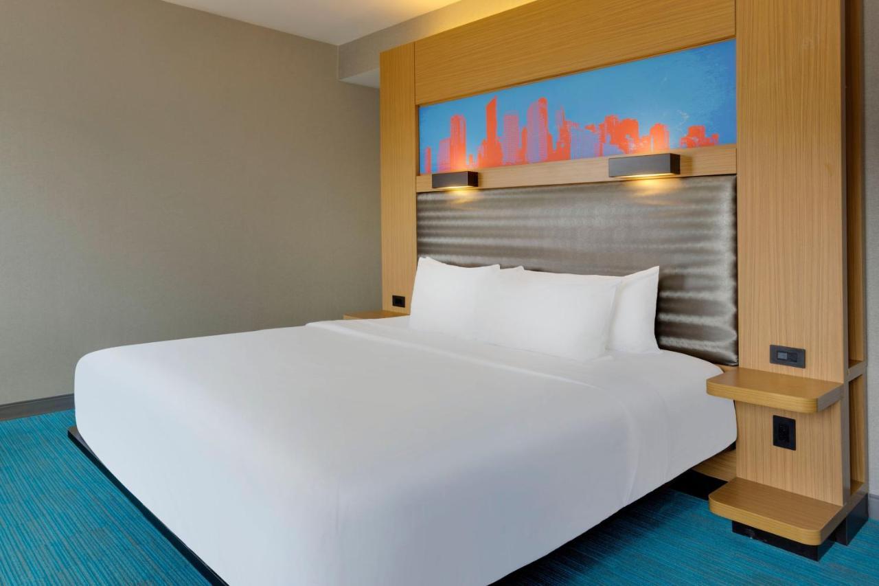 King Room,1617856660:JPEG
